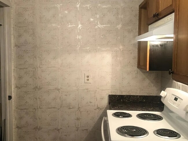 Foto del edificio - 1422 Laurel Ln