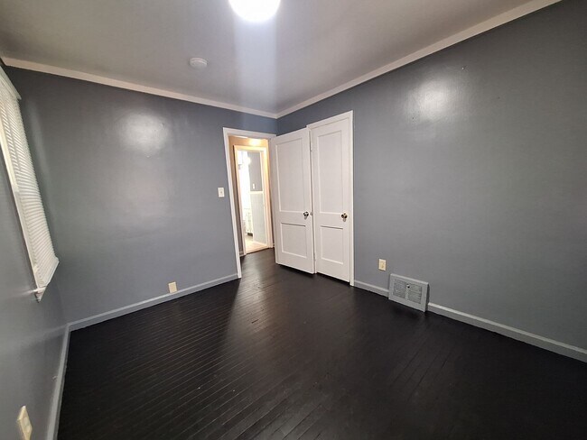 Foto del edificio - 6338 Lodewyck St
