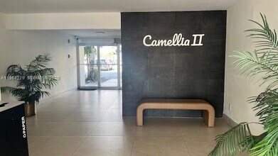 Building Photo - 1780 NE 191st St