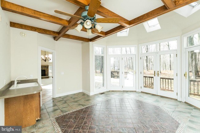 Foto del edificio - 2163 Misty Meadow Rd