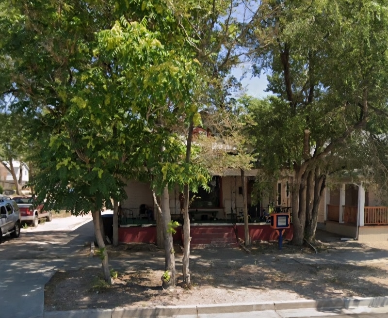 Primary Photo - 1016 N Elizabeth St
