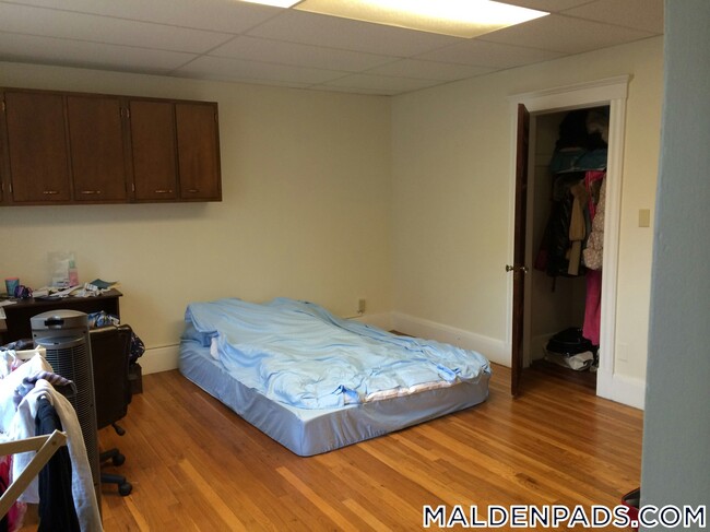 Foto del edificio - 349 Pleasant St