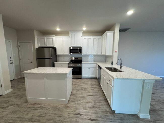 Building Photo - 5106 Rose Petal Ct