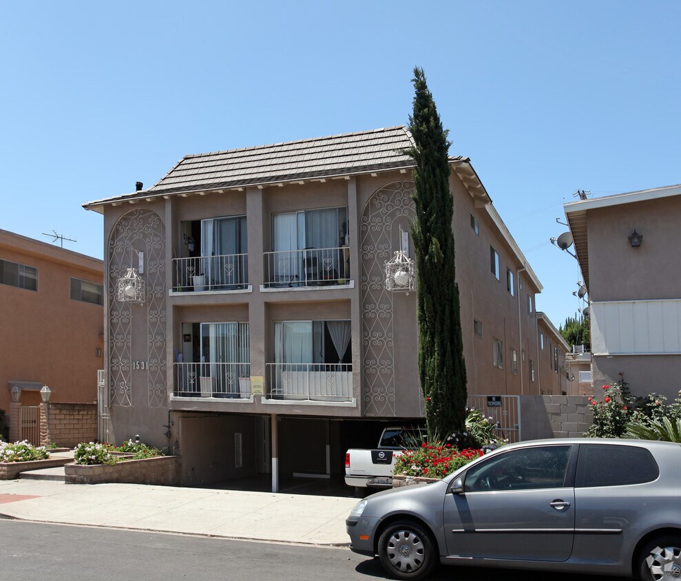 Foto principal - 1531 Brockton Ave