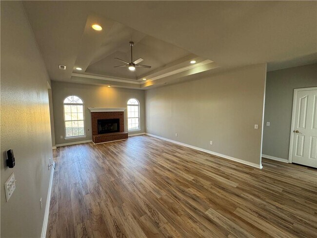 Foto del edificio - 314 Center Dr