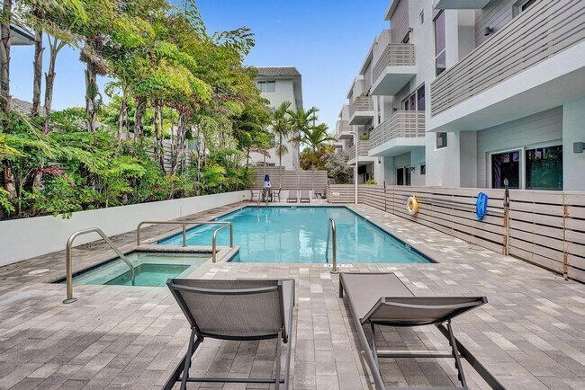 Foto del edificio - North Ocean Boulevard, Pompano Beach, FL 33062 - 4 BR 3.5 BA townhouse