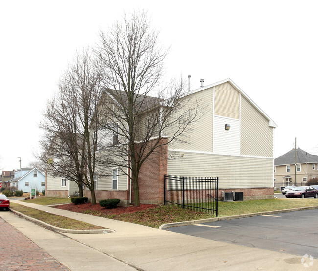 Foto del edificio - Monroe Park Apartments