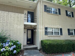 Building Photo - 311 Peachtree Hills Ave NE