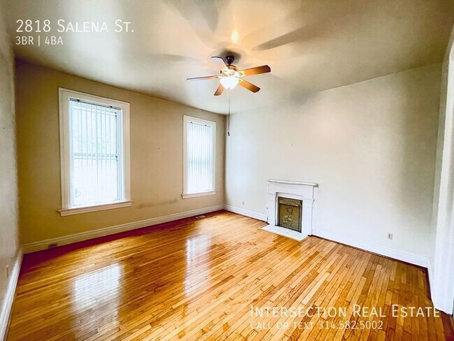 Foto del edificio - GORGEOUS Benton Park 3 Bed/3.5 Bath Home A...