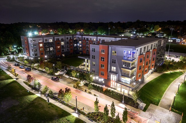 Bakery Living Blue Apartments - Pittsburgh, PA ...
