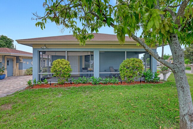 Building Photo - 4229 Bougainvillea Ct