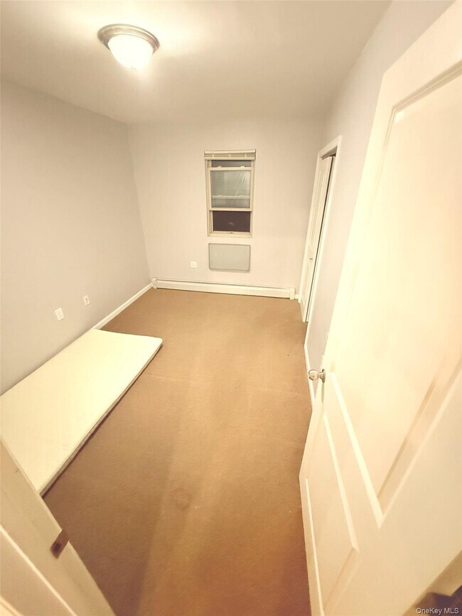 Foto del edificio - 32-34-34 106th St
