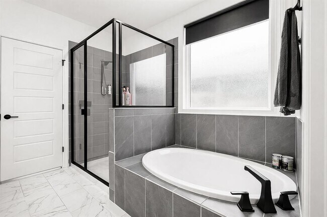 Foto del edificio - 6401 Velvet Leaf Ln