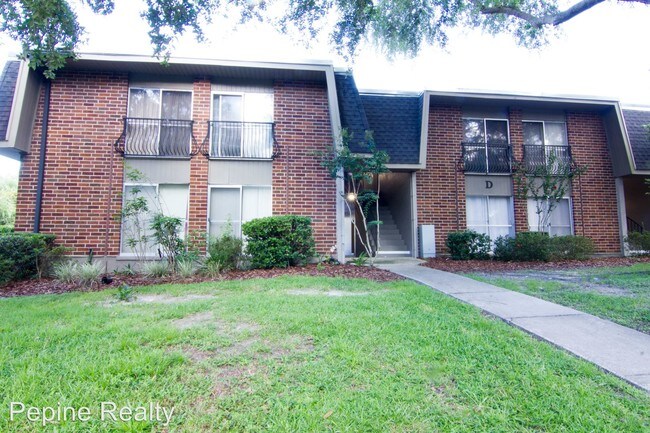 Building Photo - 1700 SW 16th Ct