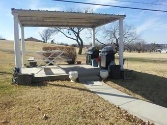  - 61 Runaway Bay Dr