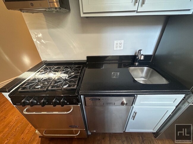 Foto del edificio - East 13th Street