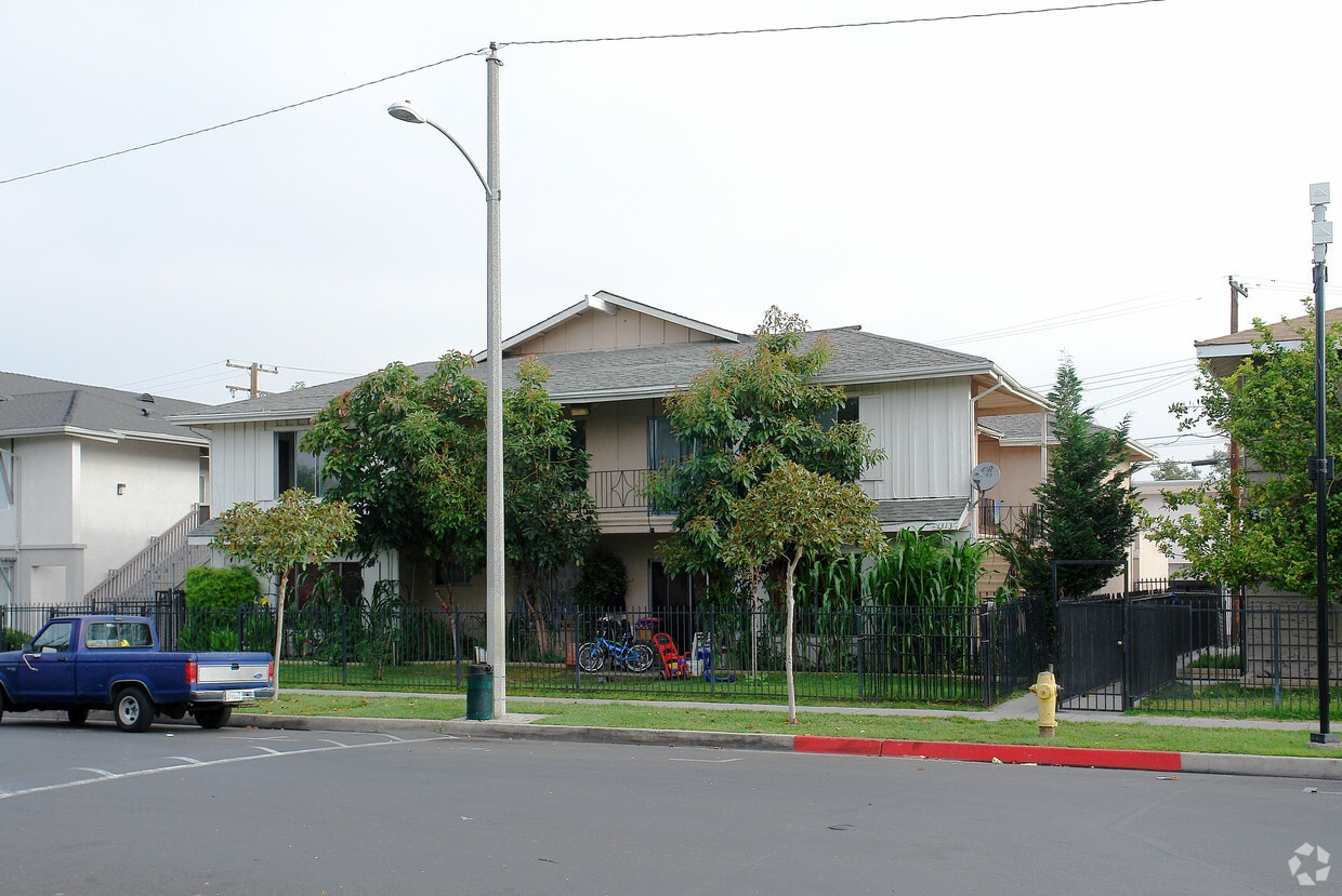 Primary Photo - 1313 W Lynne Ave