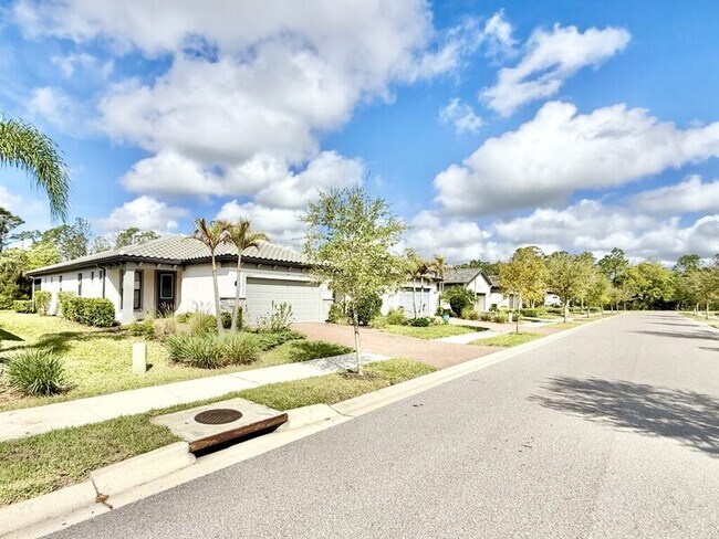 Building Photo - 2459 Brassica Dr