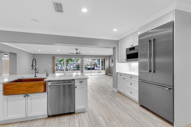 Photo - 12831 Shore Dr House