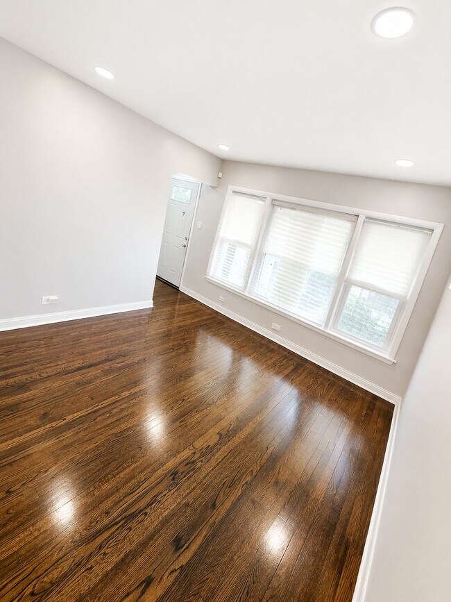 Foto del edificio - 12552 S Yale Ave
