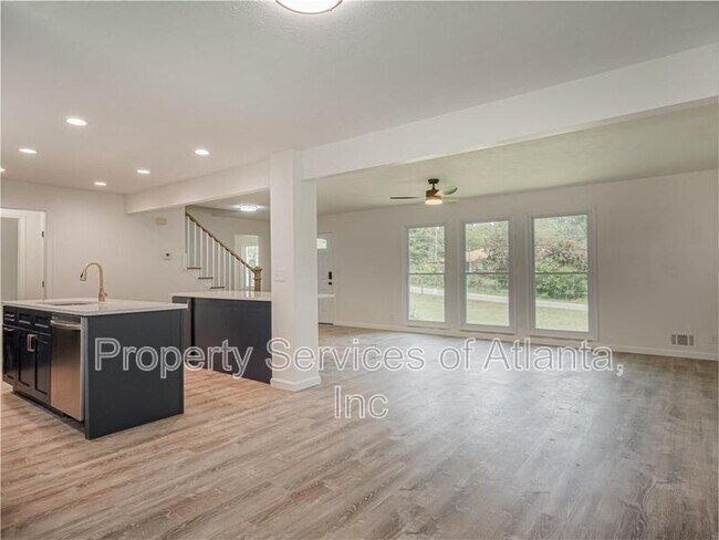 Foto del edificio - 4505 Myrtle Hill Rd NE