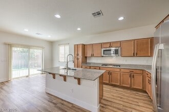 Building Photo - 8079 Chocolate Hills Ct