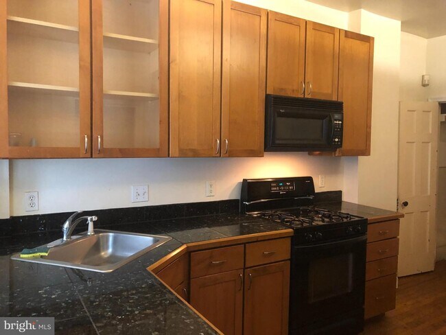Foto del edificio - 2946 Wyman Pkwy