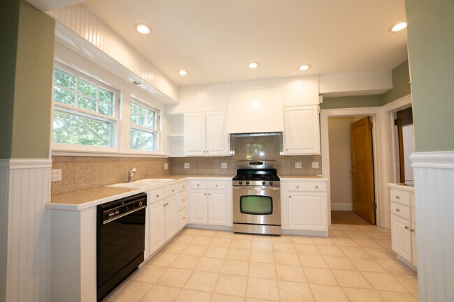 Cocina comedor - 177 Park St