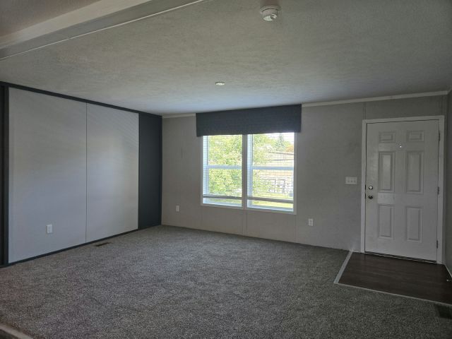 Building Photo - 6 W Canyon Dr
