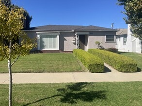 Building Photo - 1235 E Armando Dr