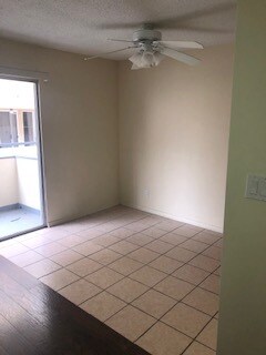 Dining room - 824 S Wooster St