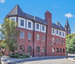 Building Photo - 93 N Main St