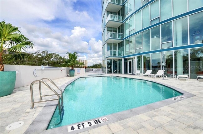 Building Photo - 3001 Bayshore Blvd