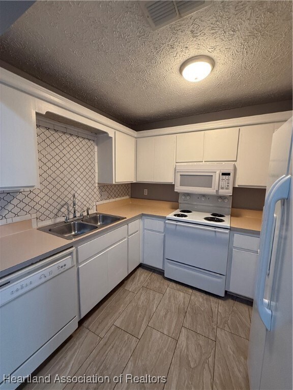 Building Photo - 5418 Granada Blvd