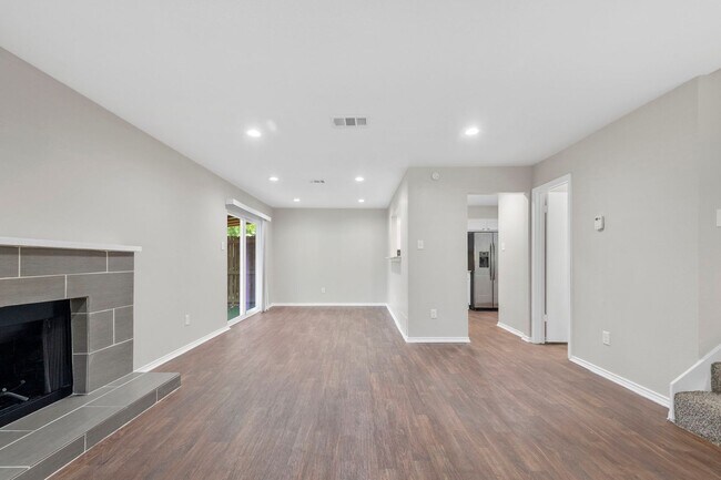 Foto del edificio - 13314 Goodland Pl