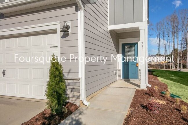 Foto del edificio - Charming Single-Family Home with Open Floor Plan, Spacious Loft & 2-Car Garage – Convenient to Fu...