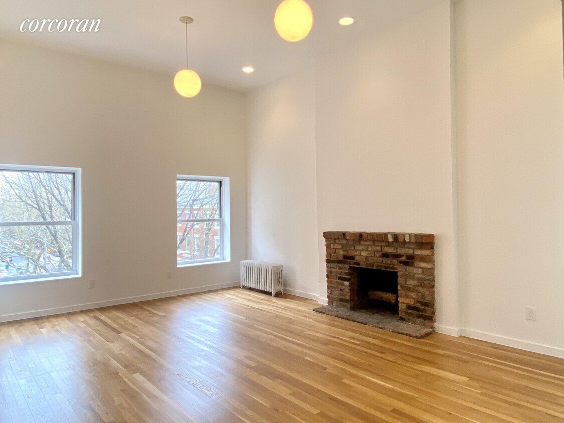 165 Baltic St Unit 4, Brooklyn, NY 11201 Room for Rent in Brooklyn