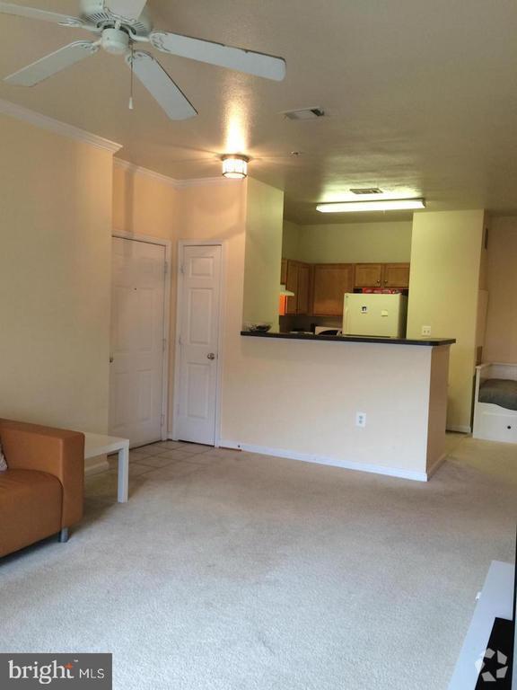 Stonegate at Faircrest Apartments under 2,959 Centreville, VA 4