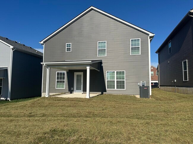 Foto del edificio - 2470 Dittany