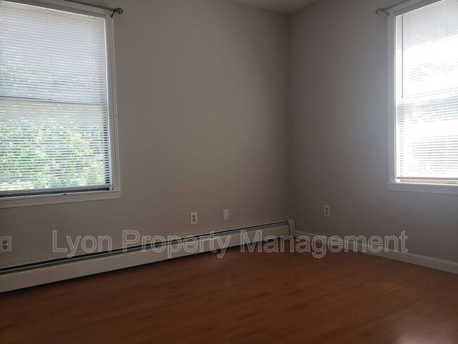 Building Photo - 53 Langdon St