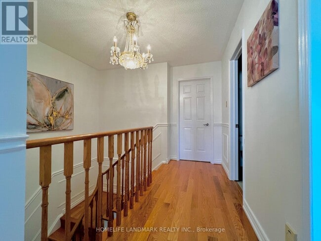 Building Photo - 654 Dinsmore Ct