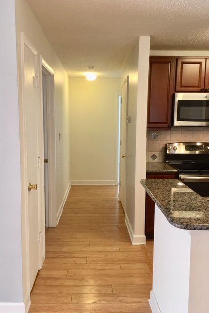 Building Photo - 11 Hamiltons Bay Ct