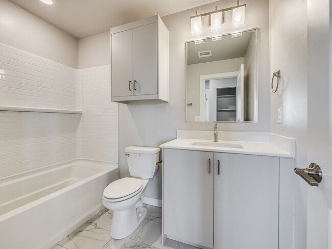 Foto del edificio - Beautiful New Construction Home in Edmond/...