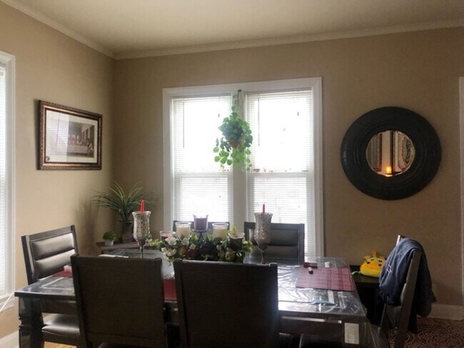 Foto del edificio - Spacious 3-Bedroom, 1.5 Bath Home for Rent