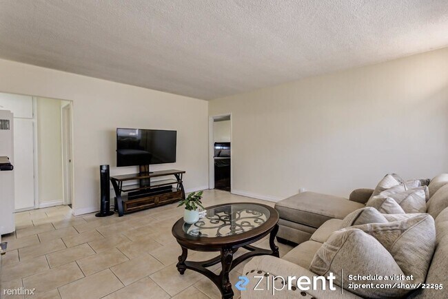 Foto del edificio - 3 br, 1 bath House - 2586 East Washington ...