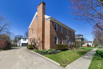 Building Photo - 559 Wadsworth Rd
