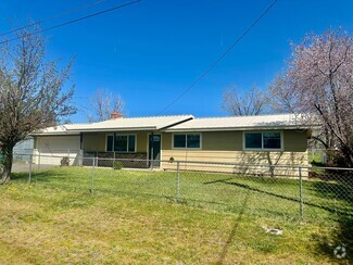 Building Photo - 6321 Dennis Dr