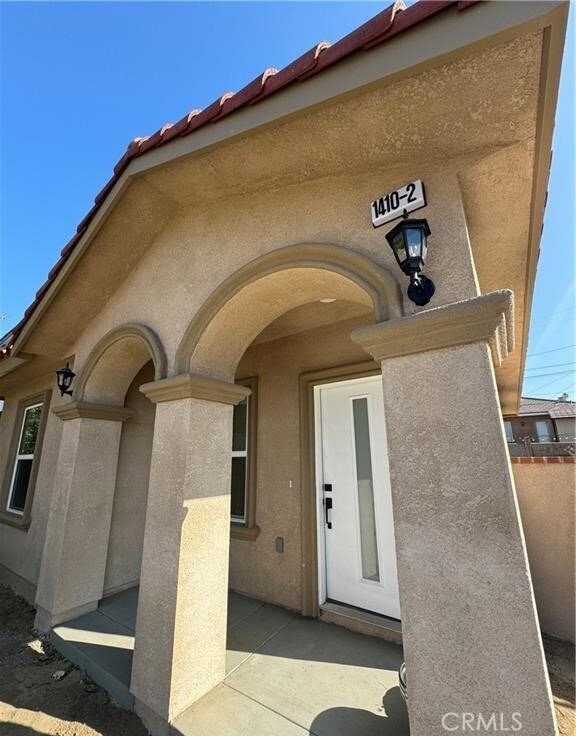 Foto del edificio - 1410 E Yucca Dr
