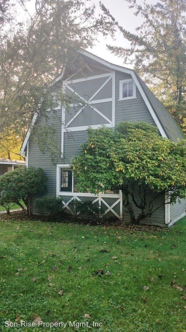 Building Photo - 3 br, 1.5 bath House - 5362 Northwest Dr #56