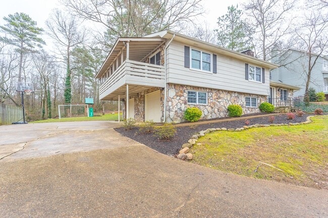 Photo - 4 Bedroom Rental in East Brainerd! House
